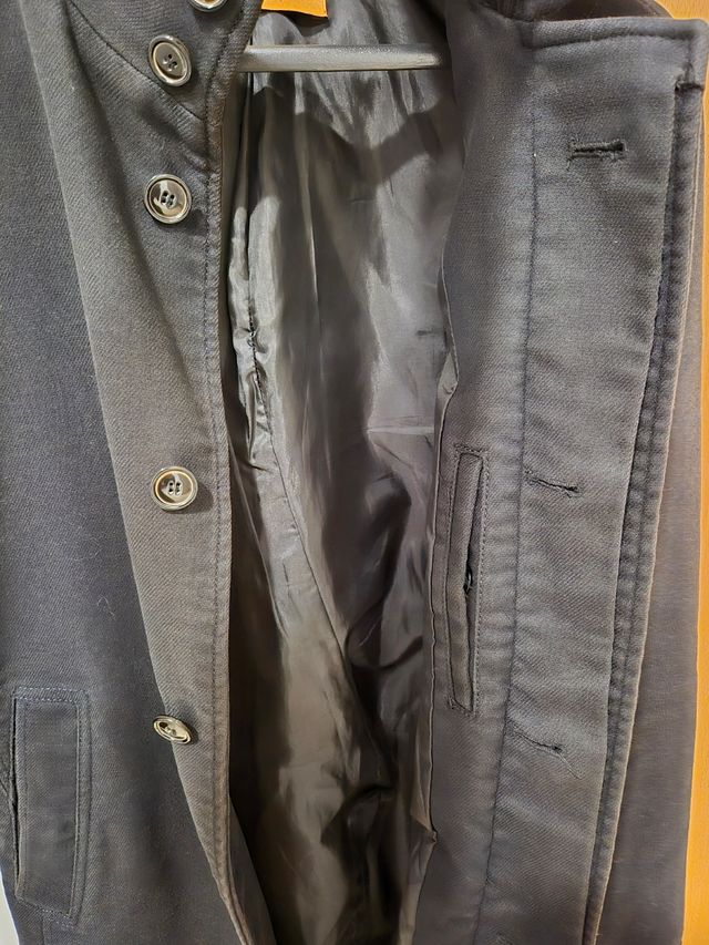 Abrigo de hombre de Zara, talla M