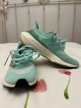 Deporivas adidas ultraboost 21
