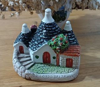 Souvenir Alberobello Italy Trullo Gesso Passiatore