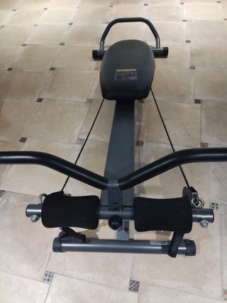 Banco de ejercicios y musculación deslizante