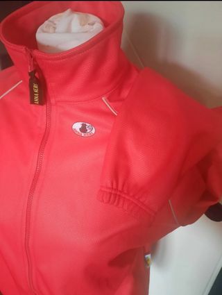 Anna Neri giubbino da ciclista