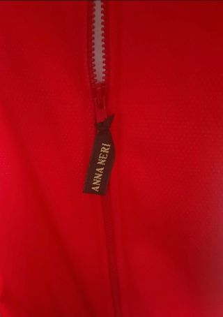 Anna Neri giubbino da ciclista