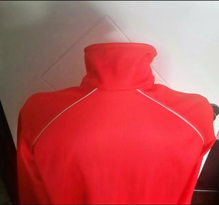 Anna Neri giubbino da ciclista