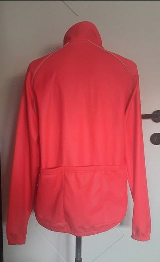 Anna Neri giubbino da ciclista