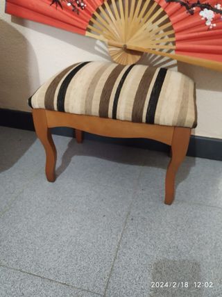 Banco de madera estampado