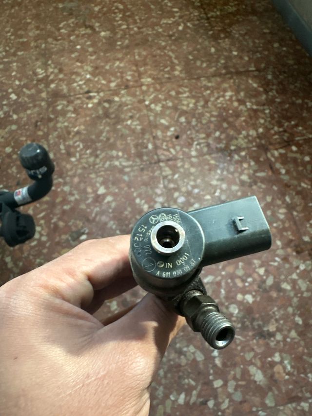 Se venden piezas mercedes C220