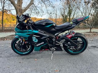 Yamaha r6
