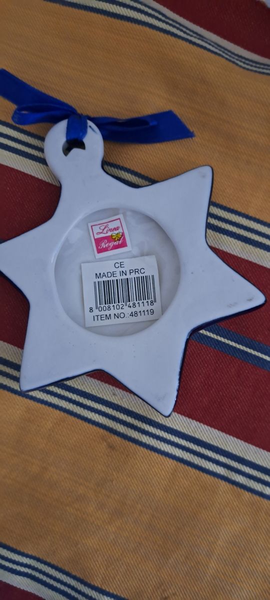 due decori per la casa ceramica bianca blu