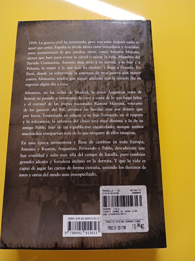Libro la fuente donde el agua llora.