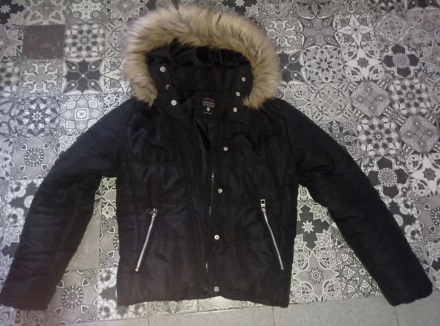 Plumas con capucha, marca INSIDE