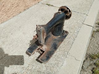 Maquina de coser Alfa