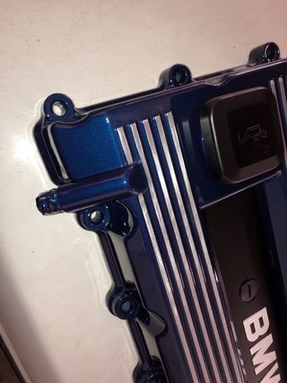 Pintado de tapas de motor