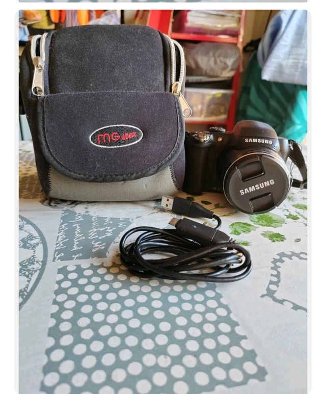 Macchina fotografica reflex Samsung