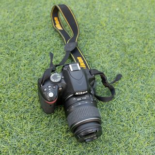 Nikon D3200 + objetivos + mochila