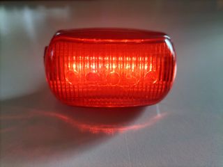 Luce posteriore bicicletta/monopattino