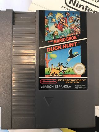 Consola NINTENDO NES action set 1985