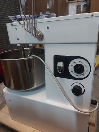 AMASADORA ESPIRAL 15 LITROS