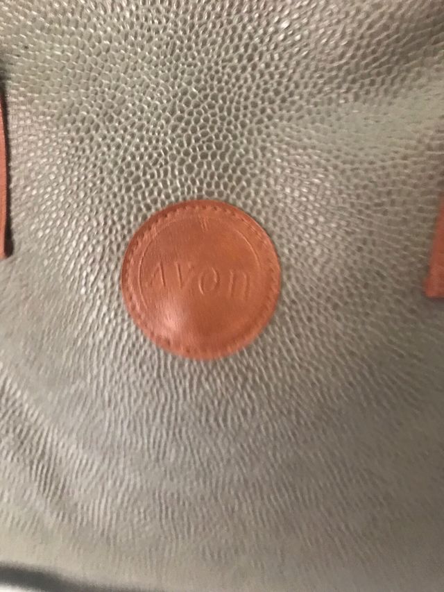 Bolso maleta Avon