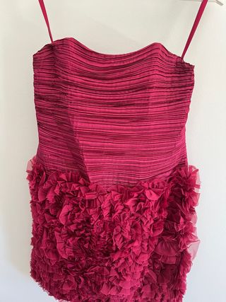 Vestido corto de fiesta palabra de honor