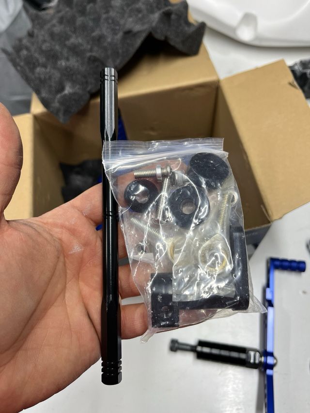 Estriberas Yamaha R1