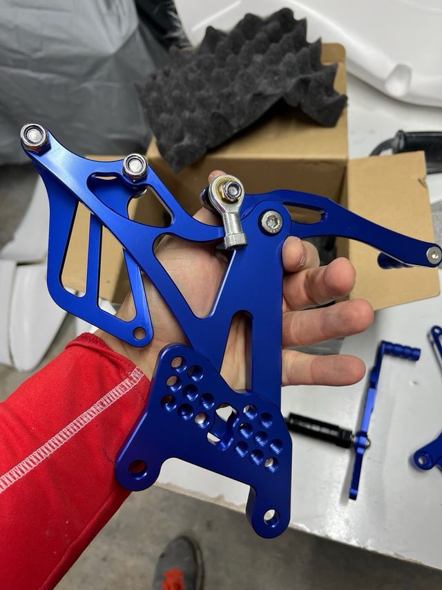 Estriberas Yamaha R1