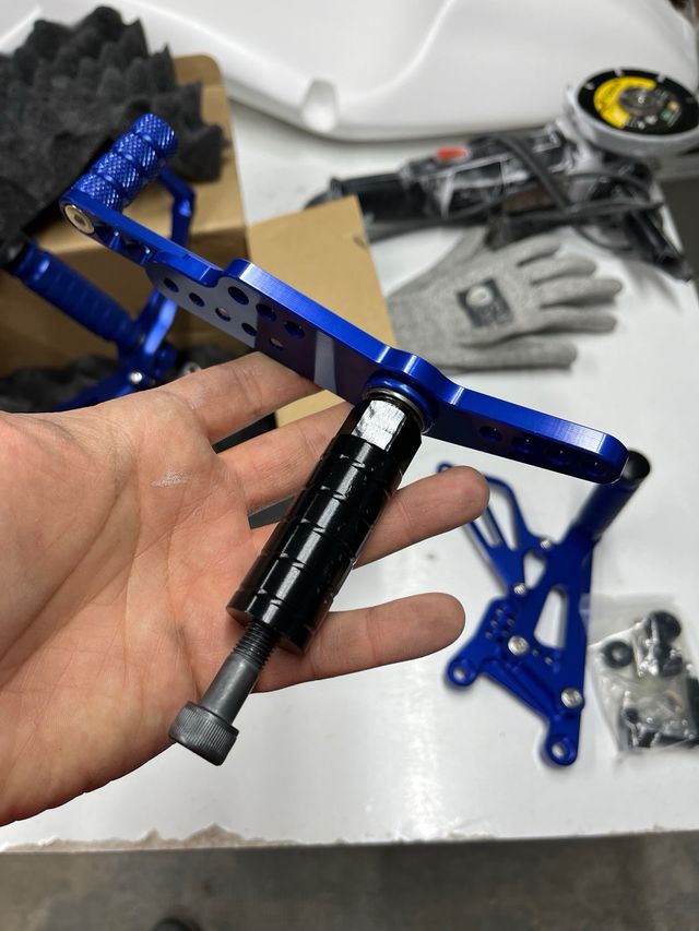 Encoseamentos para os pés Yamaha R1