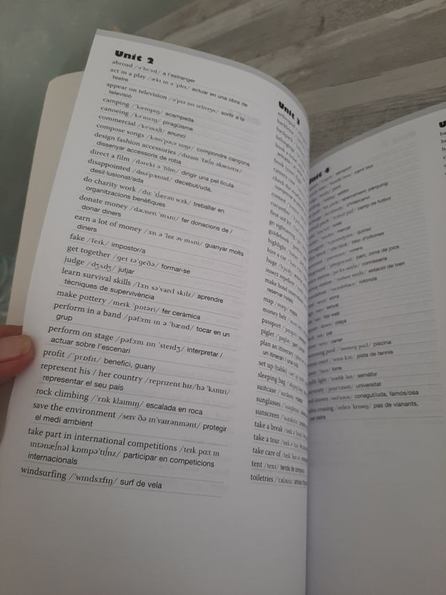 New english in use 3° de eso