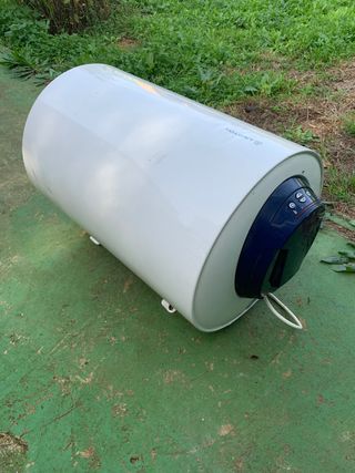 Calentador electrico Ariston 75 litros