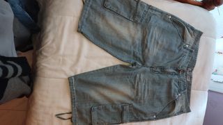 Pantalones vaqueros cortos piratas hombre