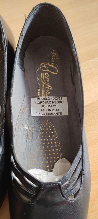 Zapatos negros de señora Maxi confort