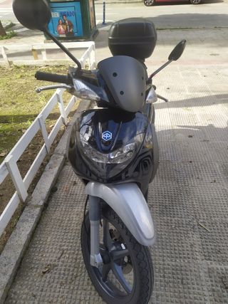 Moto piaggio liberty sports 125