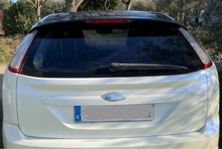 Porton trasero Ford Focus Restyling