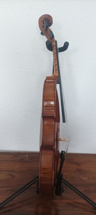 Violín francés.