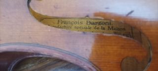 Violín francés.