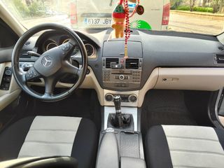 Mercedes-Benz Clase C 2010
