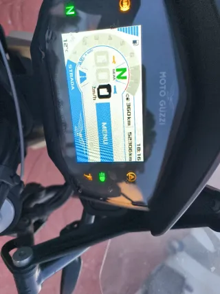 Moto Motoguzzi V85TT Travel.