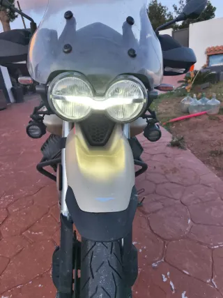 Moto Motoguzzi V85TT Travel.