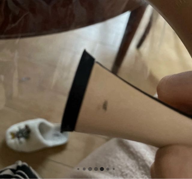 scarpe decollete con catena bianca Di beige38