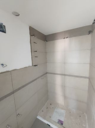 REFORMAMOS TU BAÑÓ 