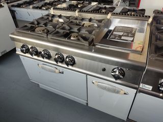 COCINA CON HORNO Y PLANCHA