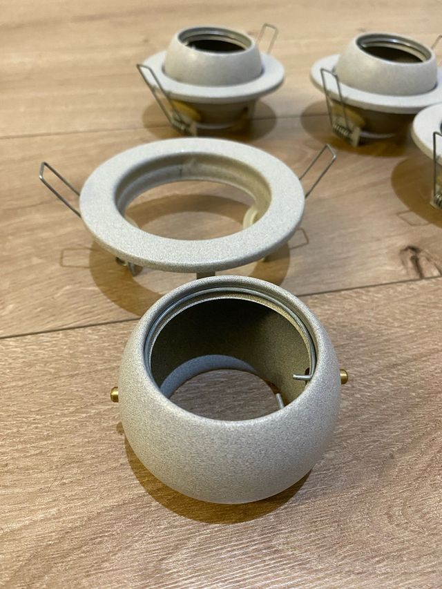 4 Aros basculantes metálicos, gris mate