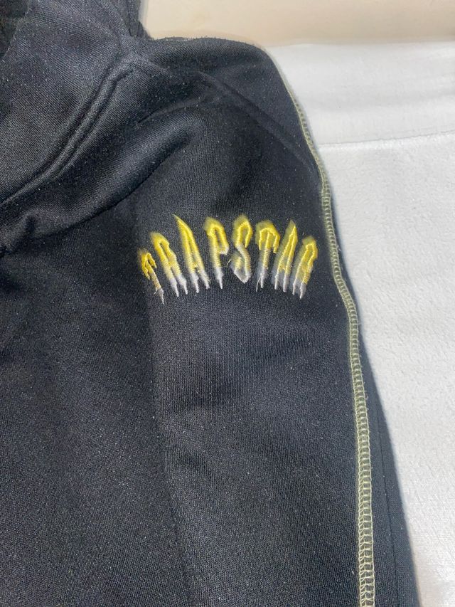 pantalon trapstar central cee