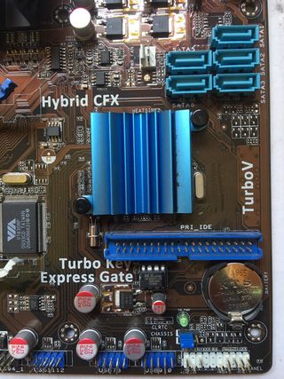 M4A785TD-M EVO +  4gb DDR3 Kingston KVR1333D3N9