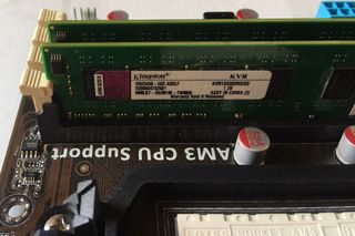 M4A785TD-M EVO +  4gb DDR3 Kingston KVR1333D3N9