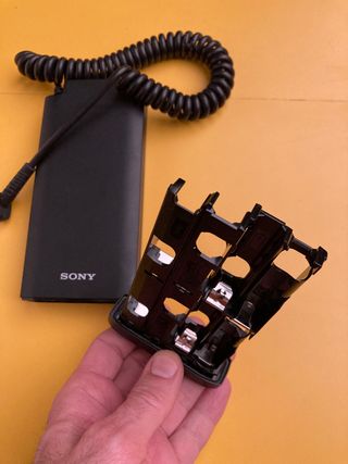 Adaptador de baterias Sony FA-EBA1