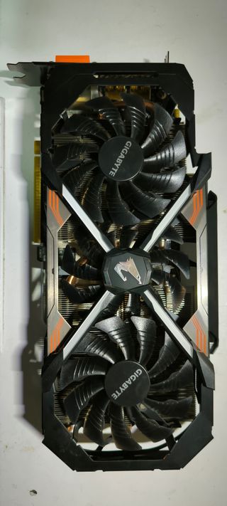 Tarjeta grafica AORUS GTX 1070 8GB