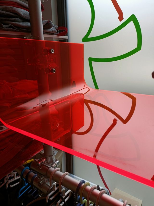 Estantería aluminio y Metacrilato