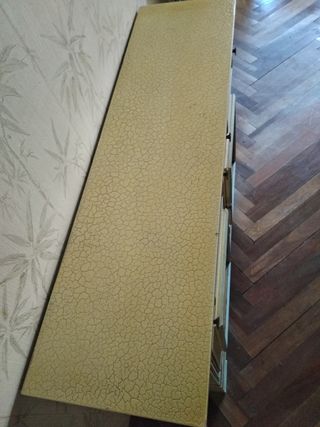 Aparador y cubre radiador