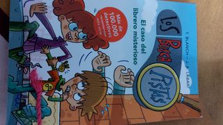 Libro infantil "Los Buscapistas"