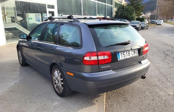 Volvo V40 2004 1.8 Premium